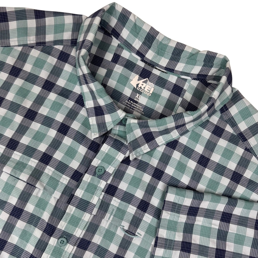 REI Co-op Plaid Button Up Shirt Men XL Green Blue Short Sleeve Ventilated Hiking